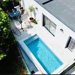 Le Clos Saint-maximin - 2 Villas, 2 Piscines, 12 Pers Saint-Maximin (Gard)