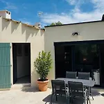 Le Clos Saint-maximin - 2 Villas, 2 Piscines, 12 Pers