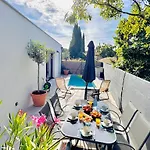 Le Clos Saint-maximin - 2 Villas, 2 Piscines, 12 Pers * Saint-Maximin (Gard)