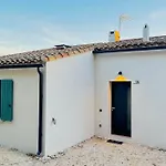 Ferienhaus Le Clos Saint-maximin - 2 Villas, 2 Piscines, 12 Pers Saint-Maximin (Gard)