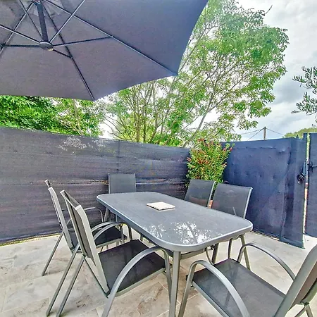 2 Maisons 2 Piscines Ideal Groupes & Familles Saint-Maximin