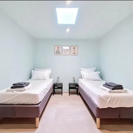 2 Maisons 2 Piscines Ideal Groupes & Familles Dom wakacyjny *