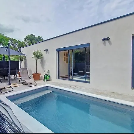 Dom wakacyjny 2 Maisons 2 Piscines Ideal Groupes & Familles