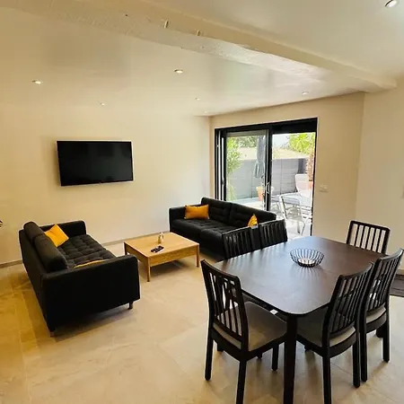 Dom wakacyjny 2 Maisons 2 Piscines Ideal Groupes & Familles *