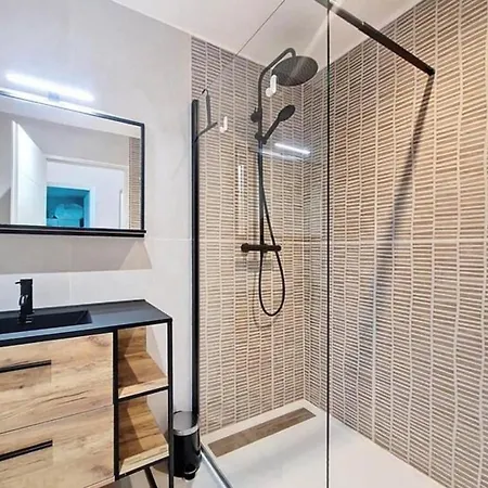 2 Maisons 2 Piscines Ideal Groupes & Familles Dom wakacyjny