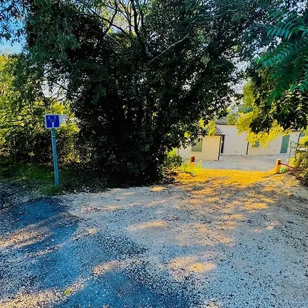 Le Clos Saint-maximin - 2 Villas, 2 Piscines, 12 Pers Saint-Maximin (Gard)