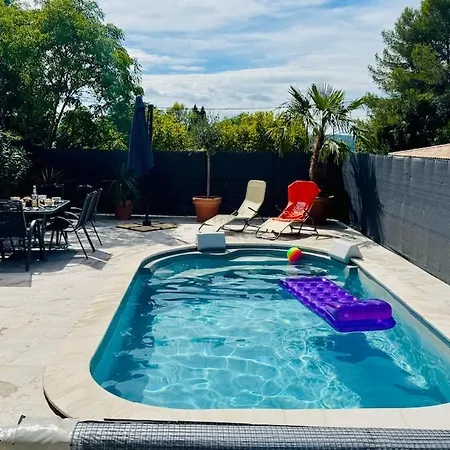 Le Clos Saint-maximin - 2 Villas, 2 Piscines, 12 Pers Casa vacanze