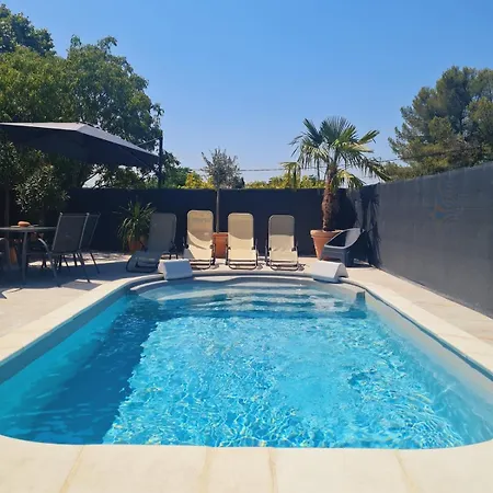 Le Clos Saint-maximin - 2 Villas, 2 Piscines, 12 Pers