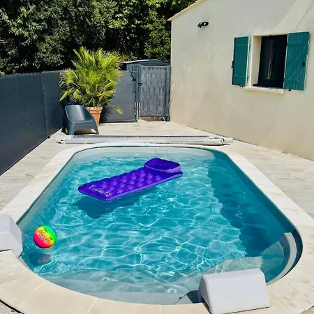 Le Clos Saint-maximin - 2 Villas, 2 Piscines, 12 Pers Casa vacanze Saint-Maximin (Gard)