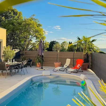 Casa vacanze Le Clos Saint-maximin - 2 Villas, 2 Piscines, 12 Pers Saint-Maximin (Gard)