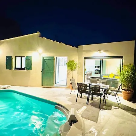 Le Clos Saint-maximin - 2 Villas, 2 Piscines, 12 Pers Casa vacanze *
