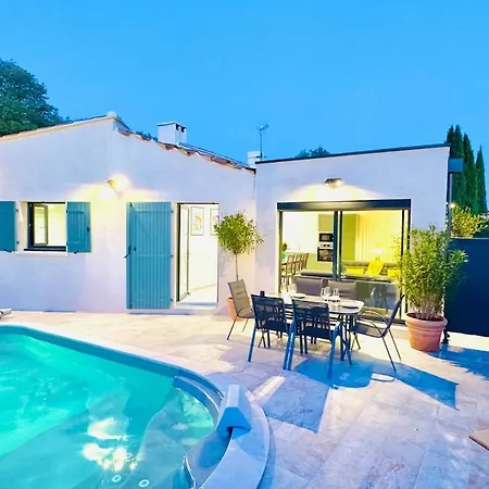 Le Clos Saint-maximin - 2 Villas, 2 Piscines, 12 Pers Casa vacanze