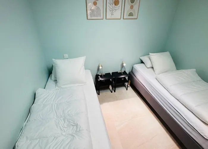 2 Maisons 2 Piscines Ideal Groupes & Familles Saint-Maximin (Gard)