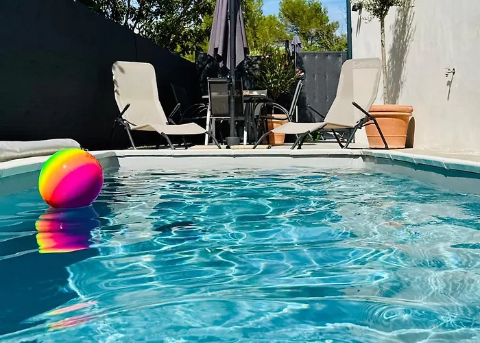 Holiday home Le Clos Saint-maximin - 2 Villas, 2 Piscines, 12 Pers