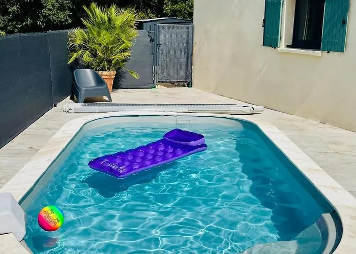 Le Clos Saint-maximin - 2 Villas, 2 Piscines, 12 Pers Holiday home Saint-Maximin (Gard)